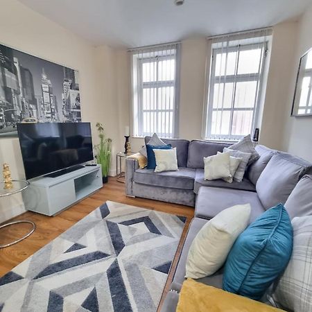 2 Bedroom - City Centre Location - Perfect For Family'S Bradford  Exterior foto