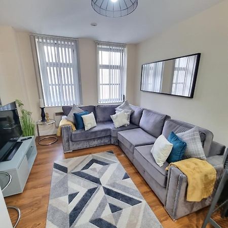 2 Bedroom - City Centre Location - Perfect For Family'S Bradford  Exterior foto